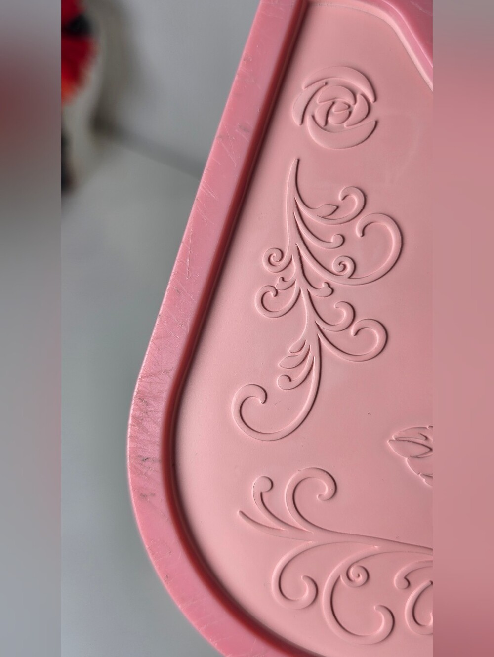 Disney Animators' Collection Belle Doll Feeding High Chair - Picture 3 of 8